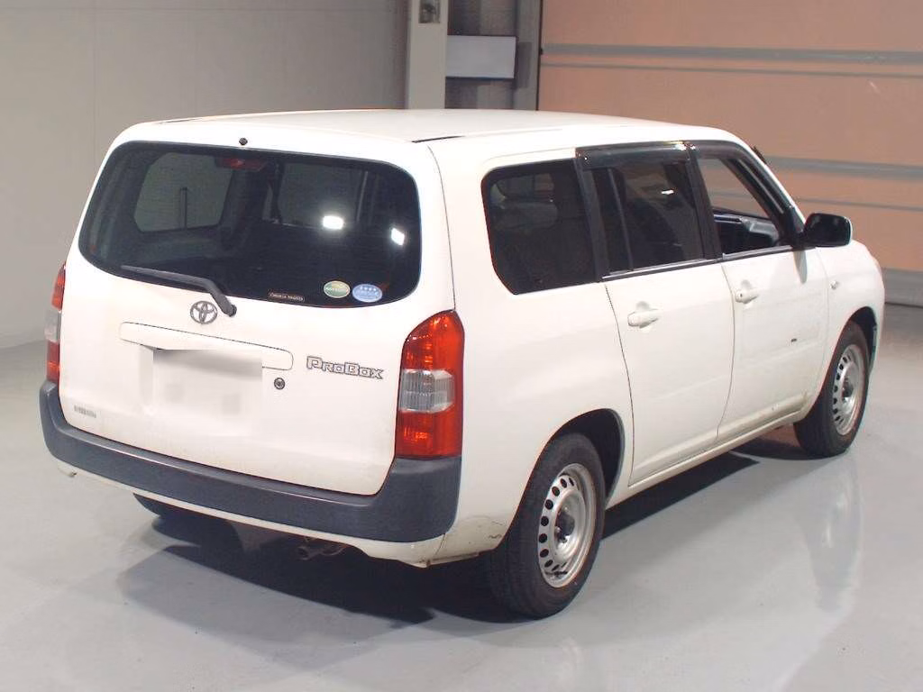 TOYOTA REGIUS ACE