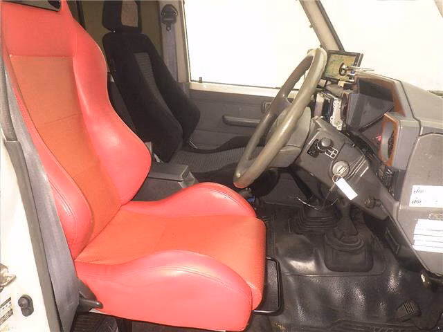 TOYOTA LAND CRUISER