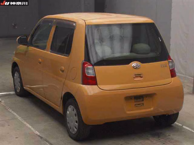 DAIHATSU ESSE