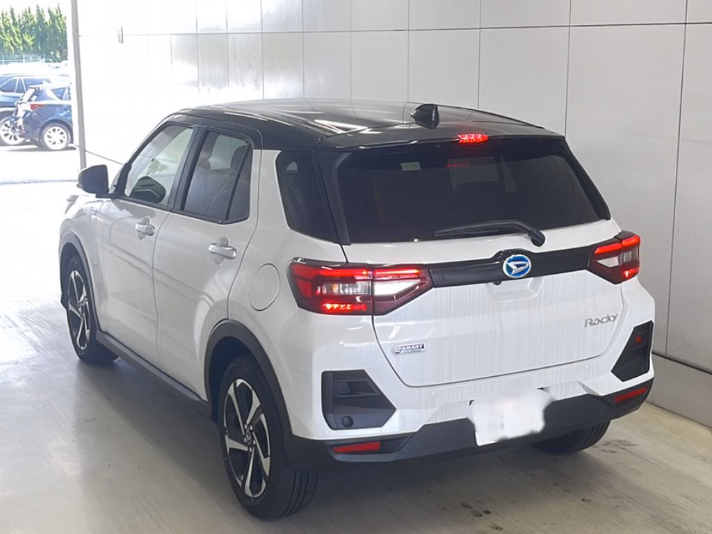 DAIHATSU ROCKY