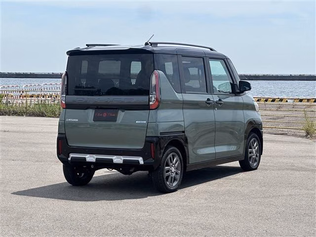 MITSUBISHI DELICA MINI