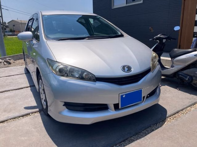 TOYOTA WISH