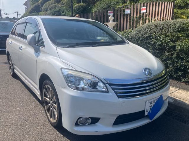 TOYOTA MARK X ZIO