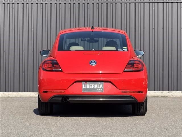 VOLKSWAGEN BEETLE