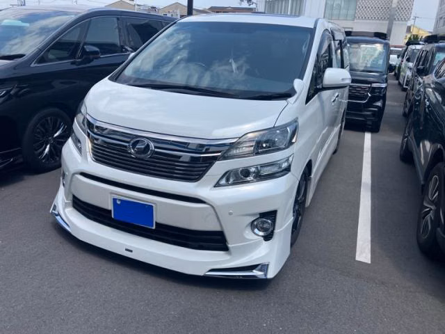 TOYOTA VELLFIRE