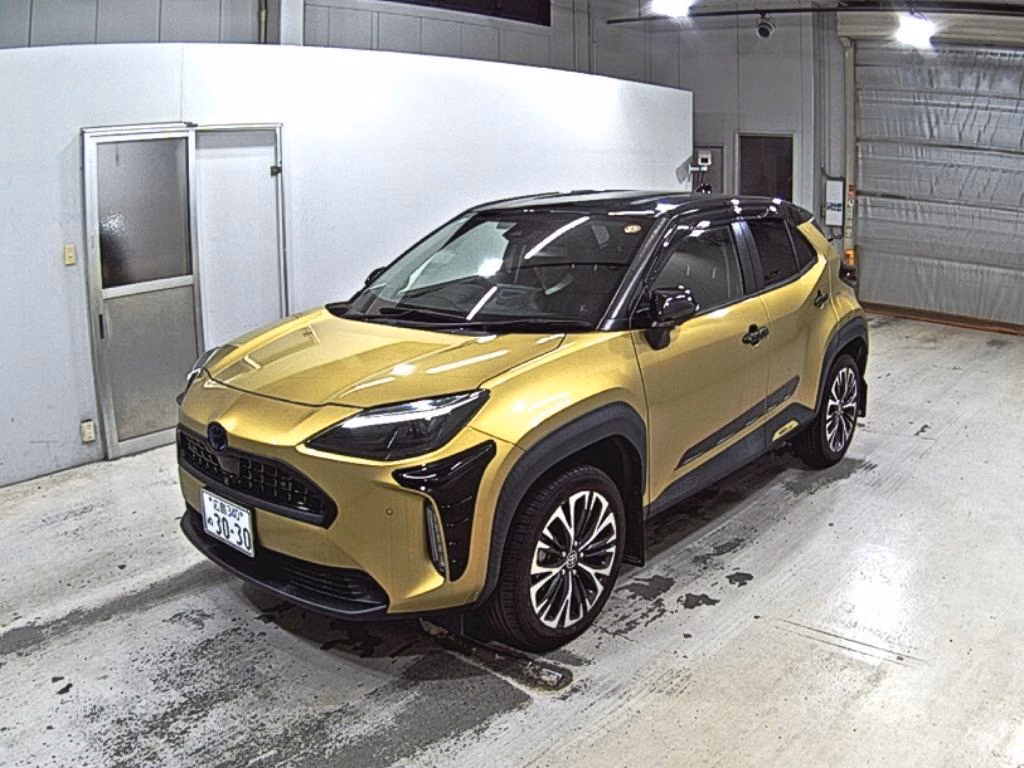 TOYOTA YARIS CROSS