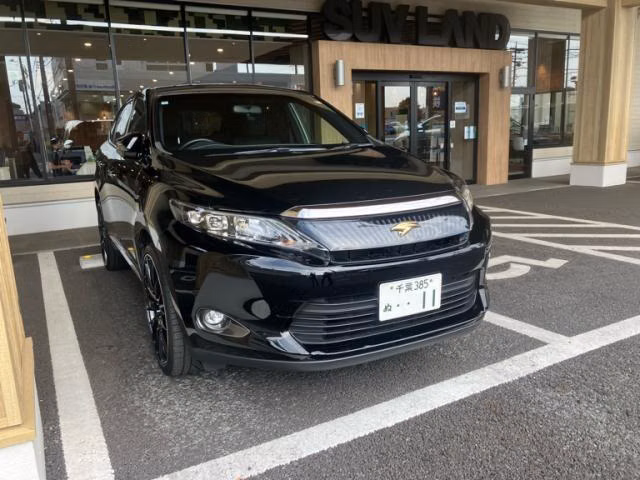 TOYOTA HARRIER