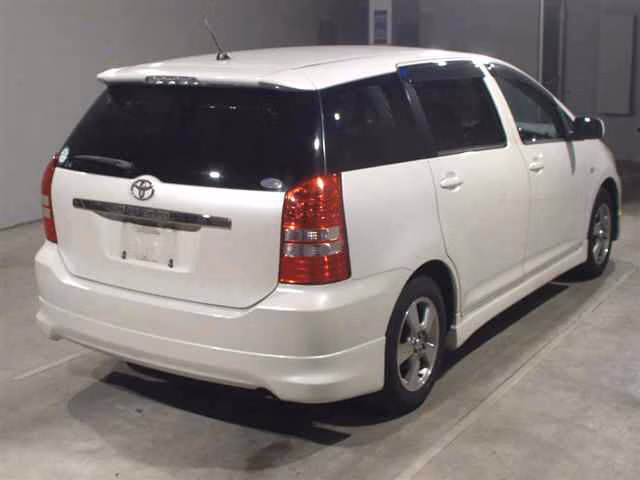 TOYOTA WISH