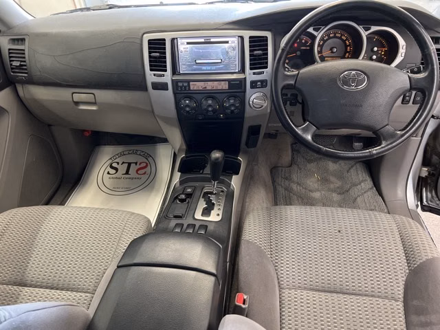 TOYOTA HILUX SURF