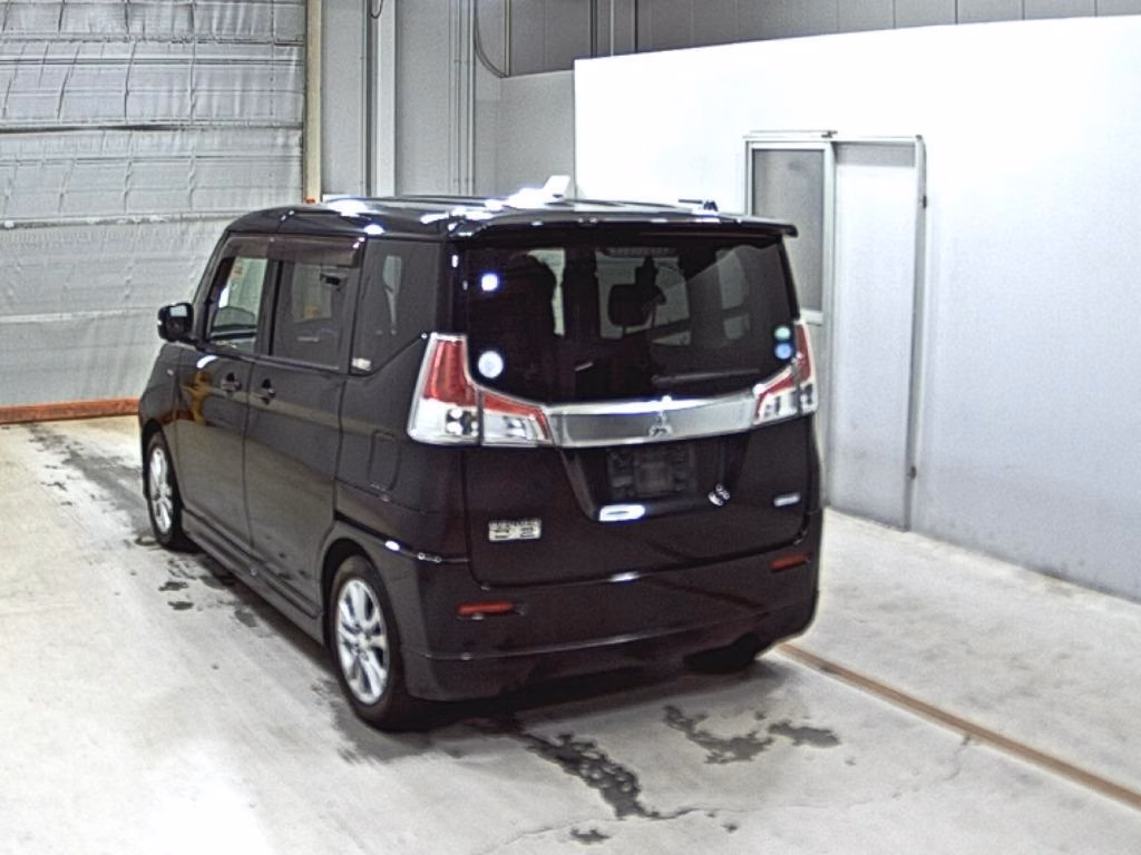 MITSUBISHI DELICA D:2