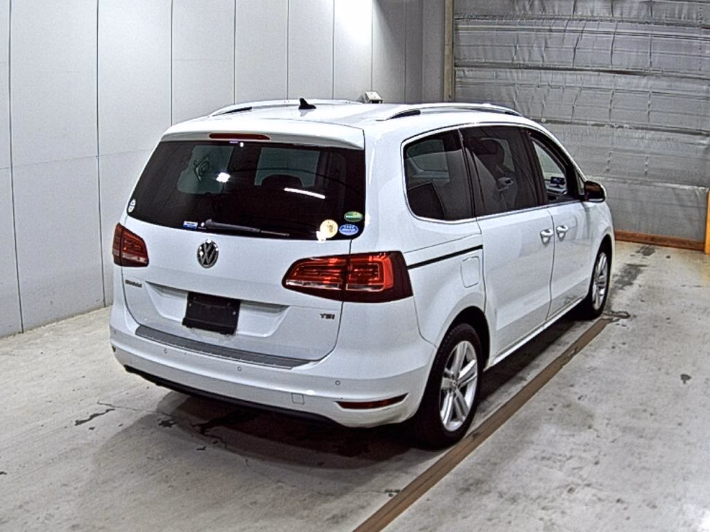 VOLKSWAGEN SHARAN