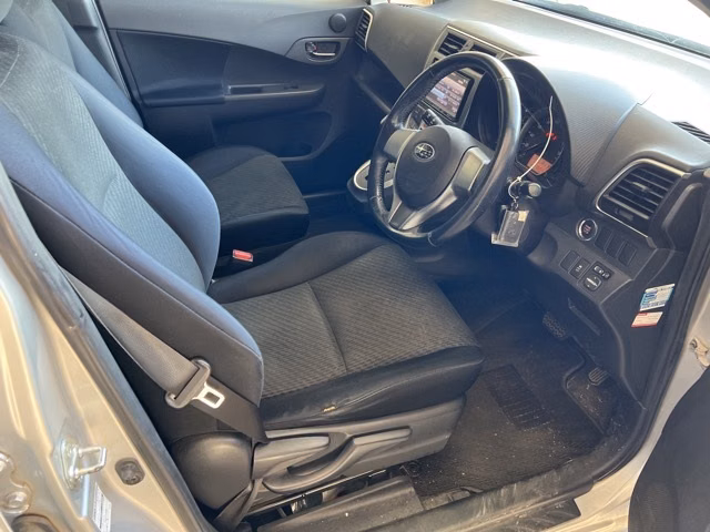SUBARU TREZIA