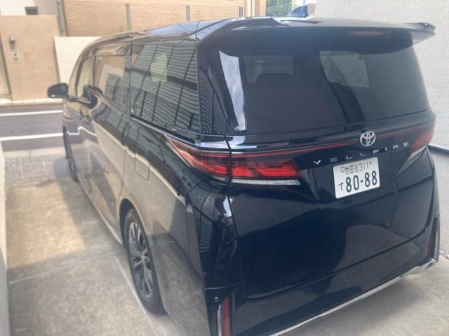 TOYOTA VELLFIRE