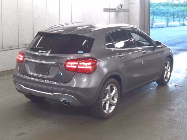 MERCEDES-BENZ GLA-CLASS