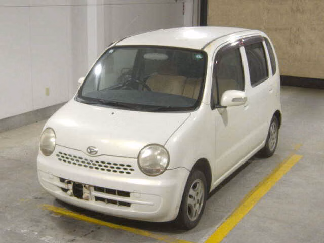 DAIHATSU MOVE LATTE