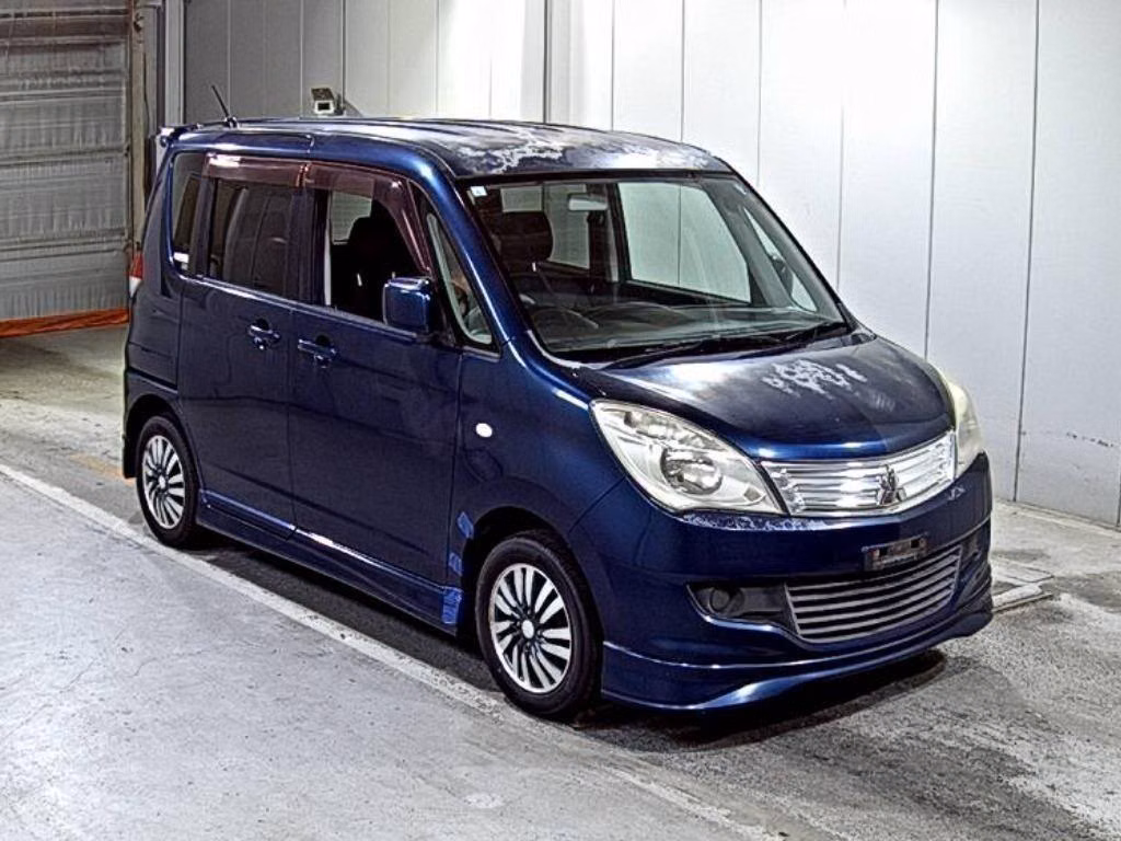 MITSUBISHI DELICA D:2