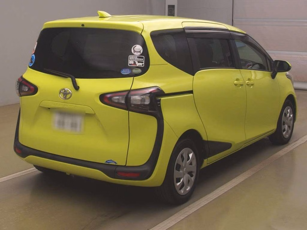 TOYOTA SIENTA