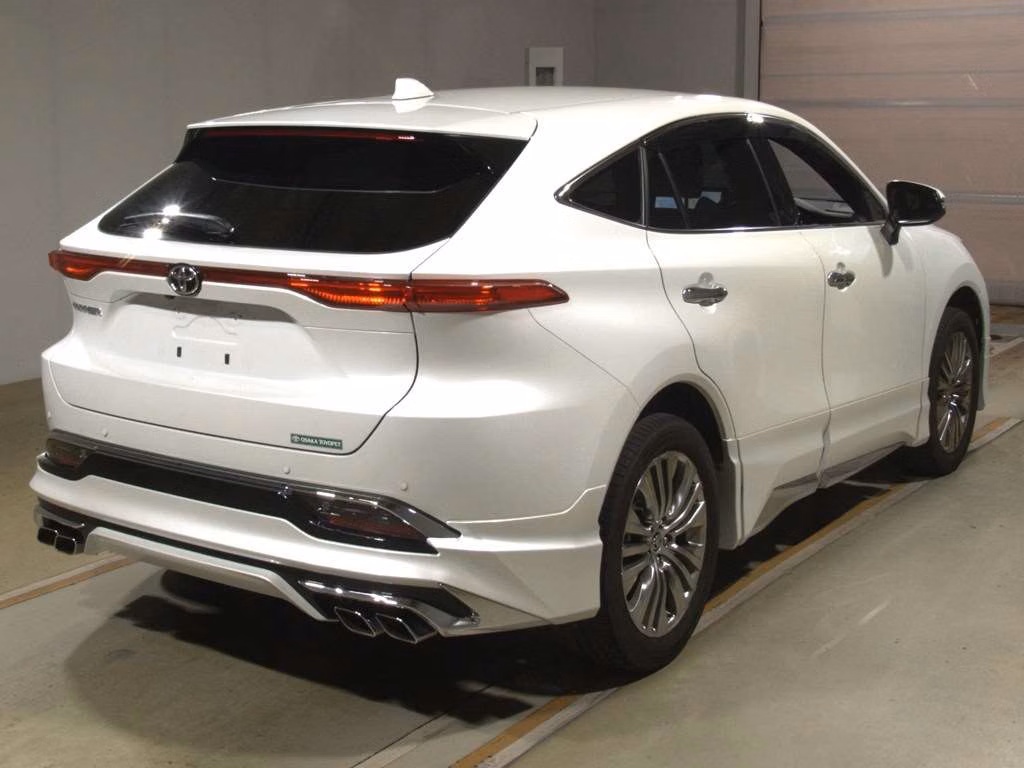 TOYOTA HARRIER