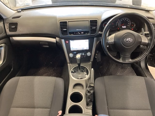 SUBARU LEGACY B4