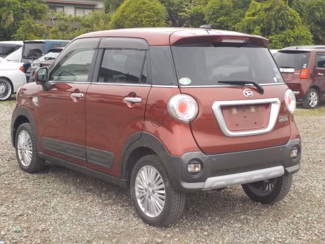 DAIHATSU CAST