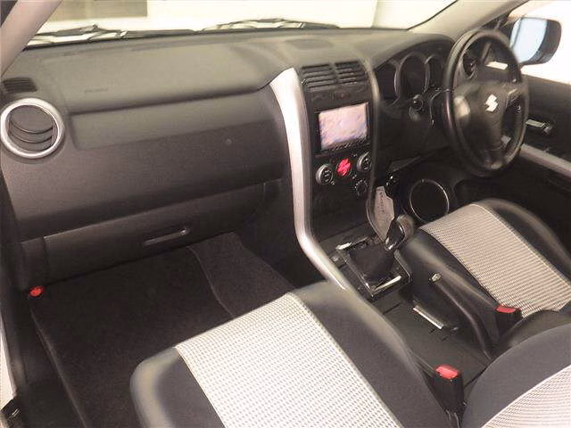 SUZUKI ESCUDO