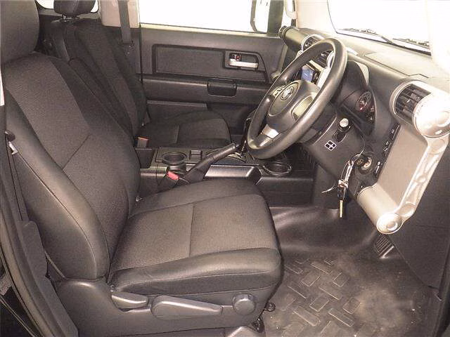 TOYOTA FJ CRUISER