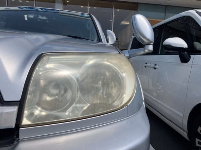 TOYOTA HILUX SURF