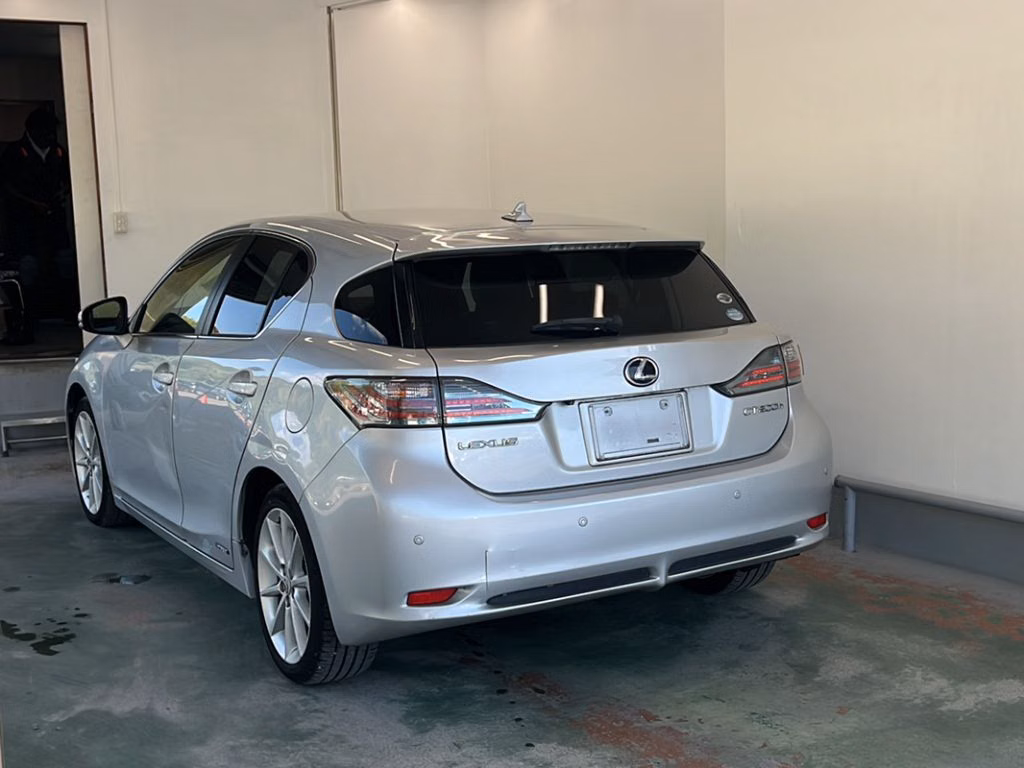 LEXUS CT200H