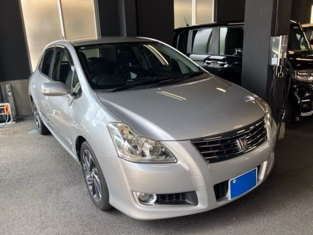 TOYOTA BLADE