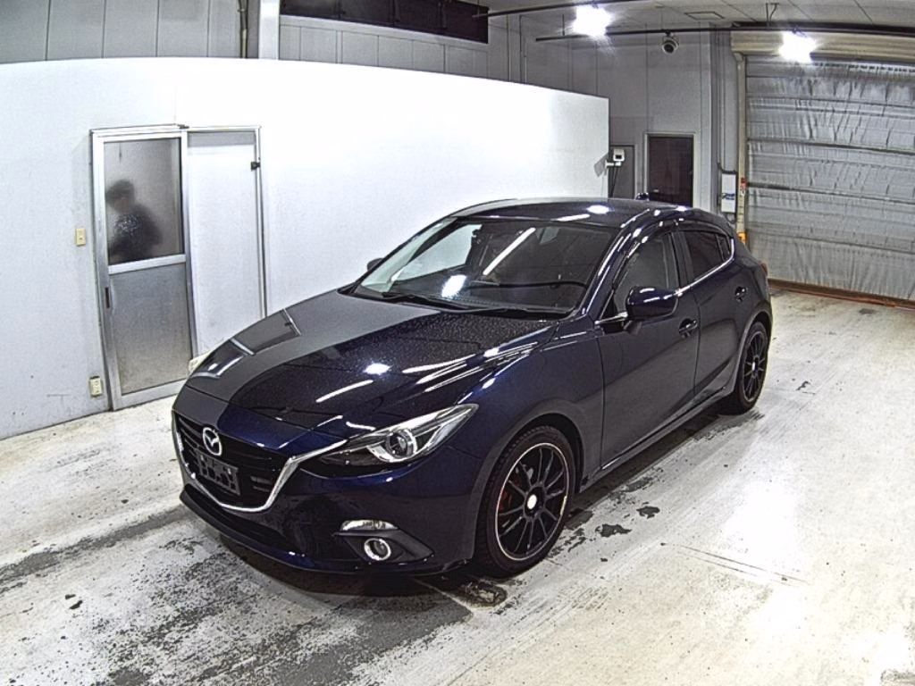 MAZDA AXELA