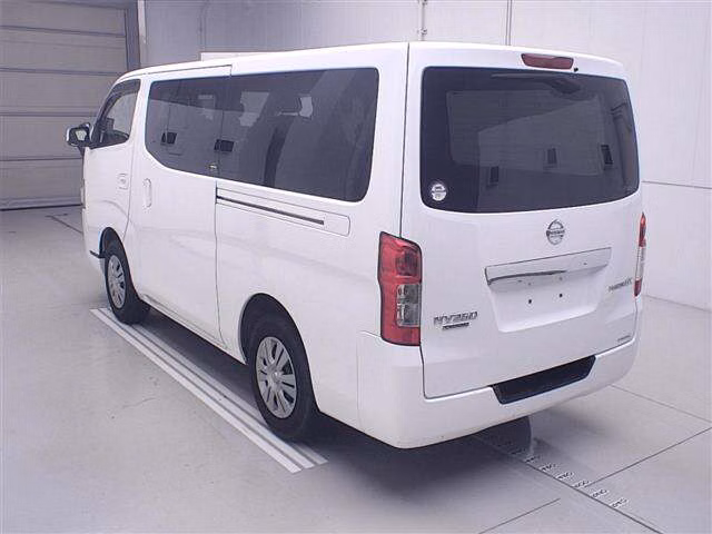 NISSAN NV350 CARAVAN