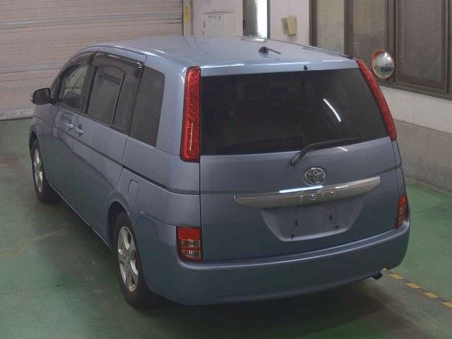 TOYOTA ISIS