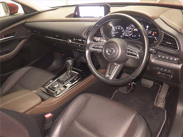 MAZDA CX-30