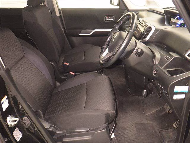 MITSUBISHI DELICA D:2
