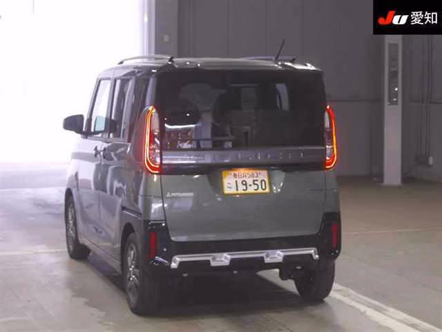 MITSUBISHI DELICA MINI