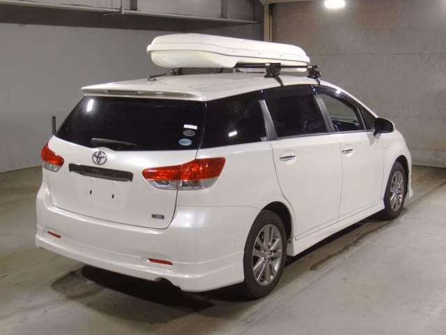 TOYOTA WISH