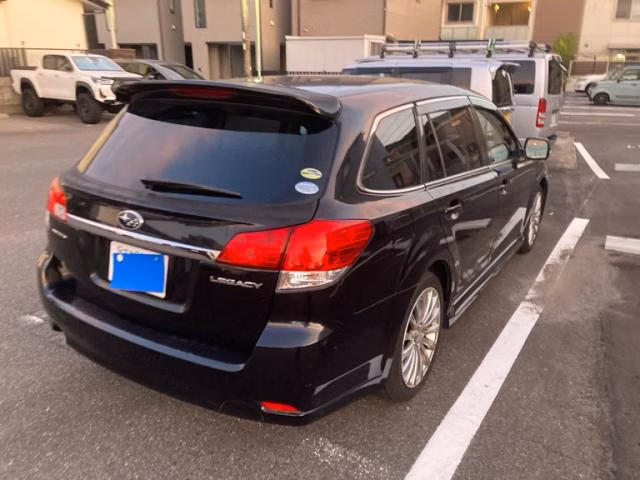 SUBARU LEGACY