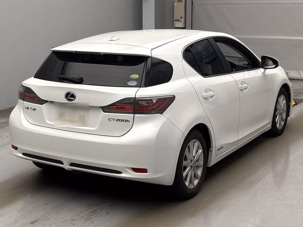 LEXUS CT200H