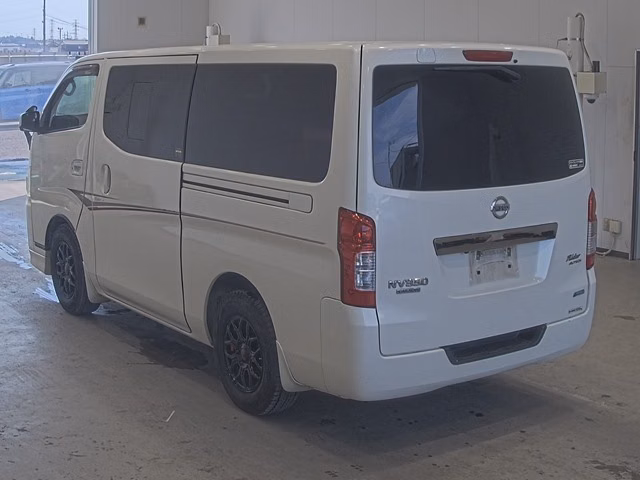 NISSAN NV350 CARAVAN