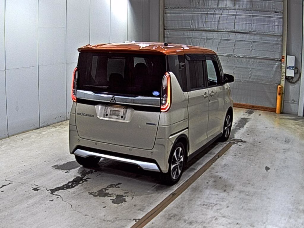 MITSUBISHI EK SPACE