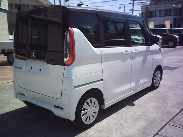 MITSUBISHI EK SPACE