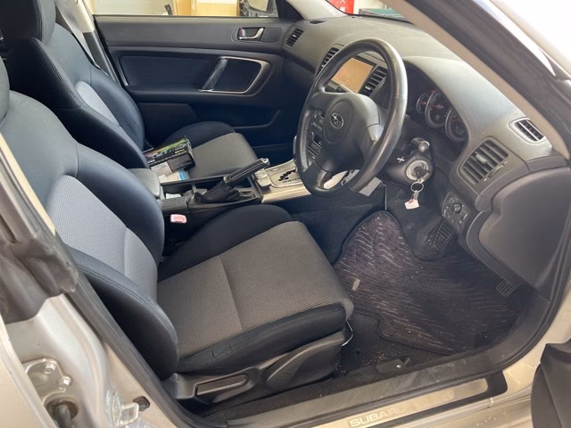 SUBARU LEGACY