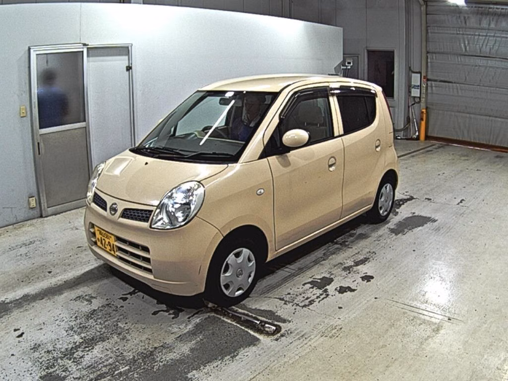 NISSAN MOCO