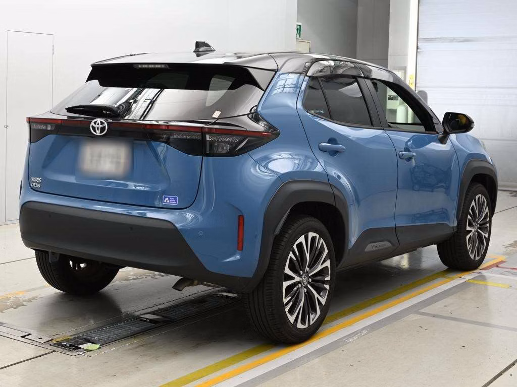 TOYOTA YARIS CROSS