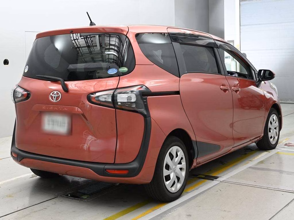 TOYOTA SIENTA