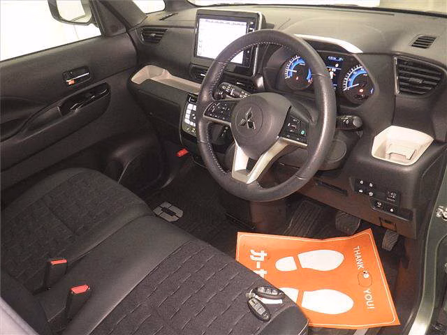 MITSUBISHI DELICA MINI