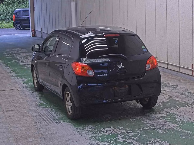 MITSUBISHI MIRAGE