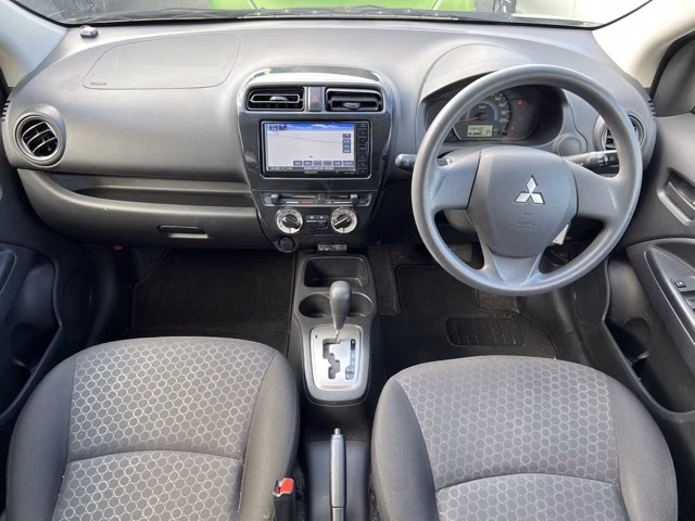 MITSUBISHI MIRAGE