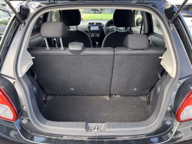 MITSUBISHI MIRAGE