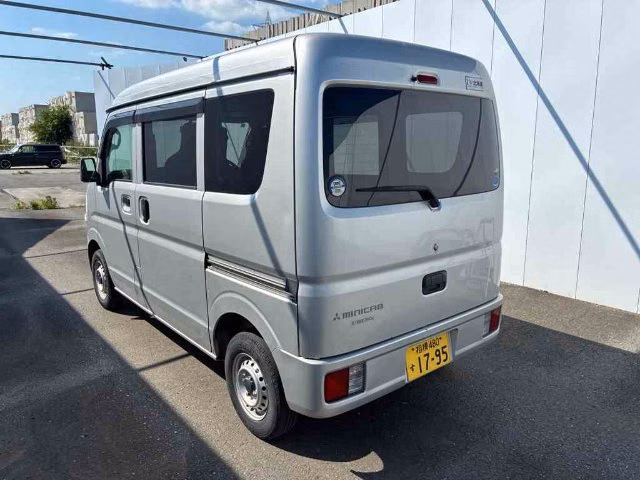MITSUBISHI MINICAB